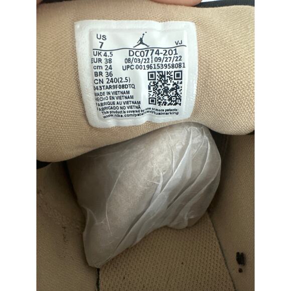 Nike dunks size 7 excellent condition - Picture 4 of 4